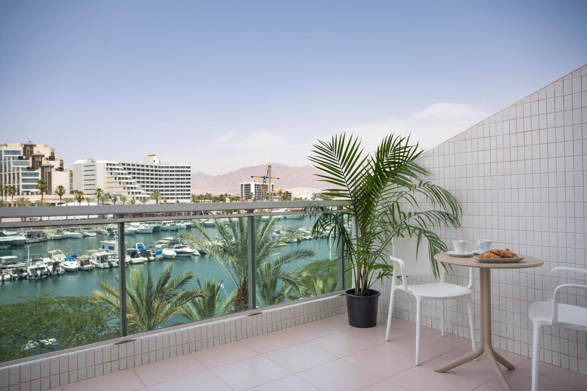 Dan Panorama Eilat Hotel Exterior photo
